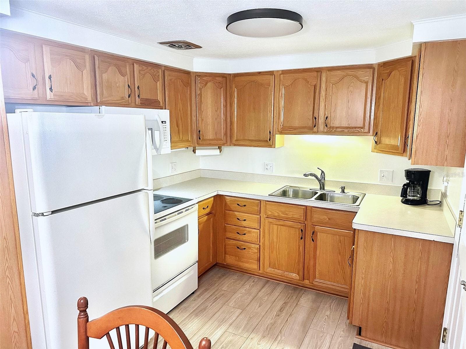 2000 E Bay Dr #83 photo 3