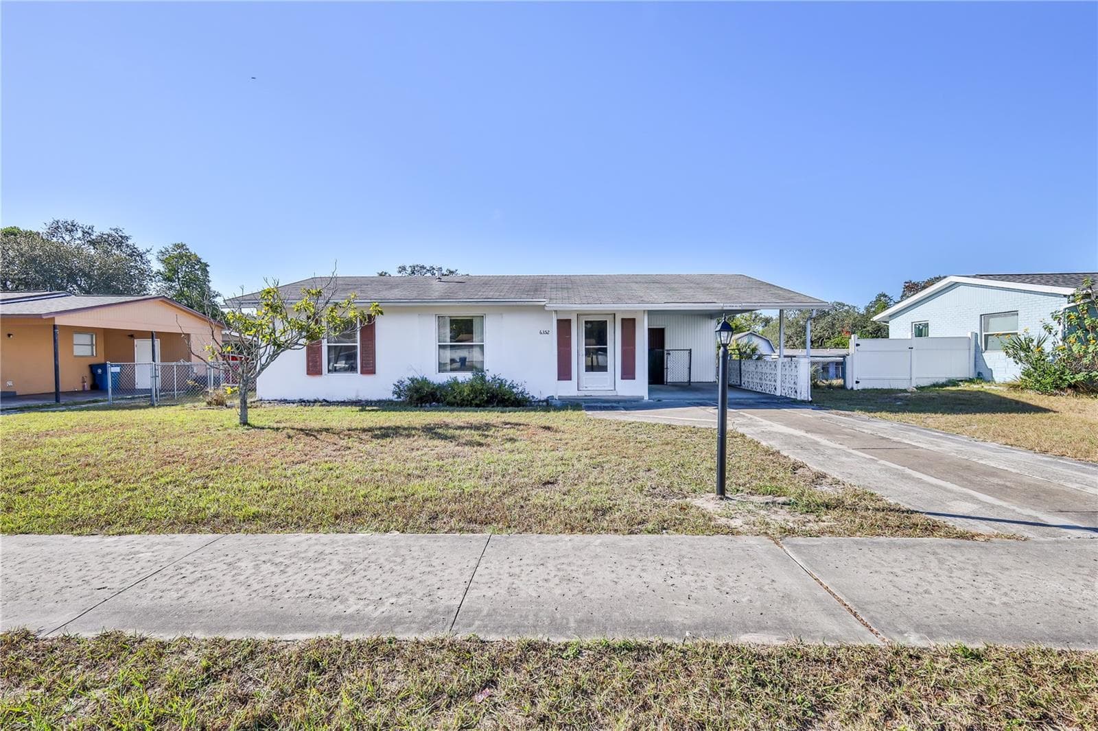 6352 Spring Hill Dr photo 5