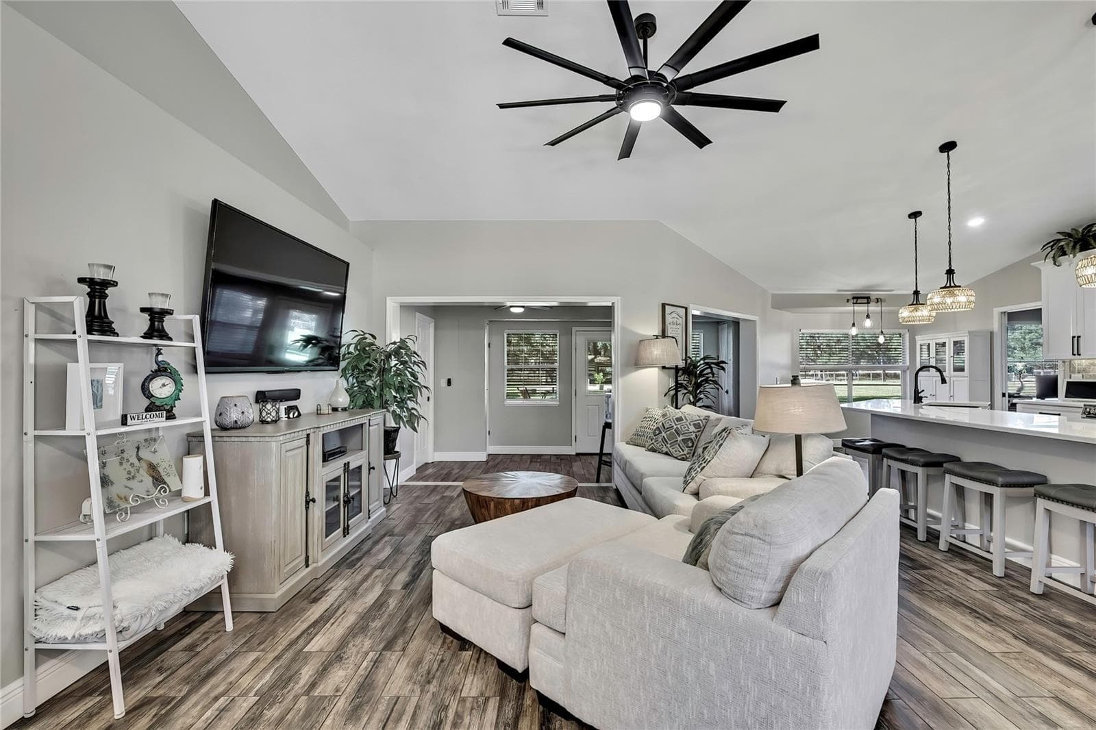 11419 Old Crystal River Rd photo 5