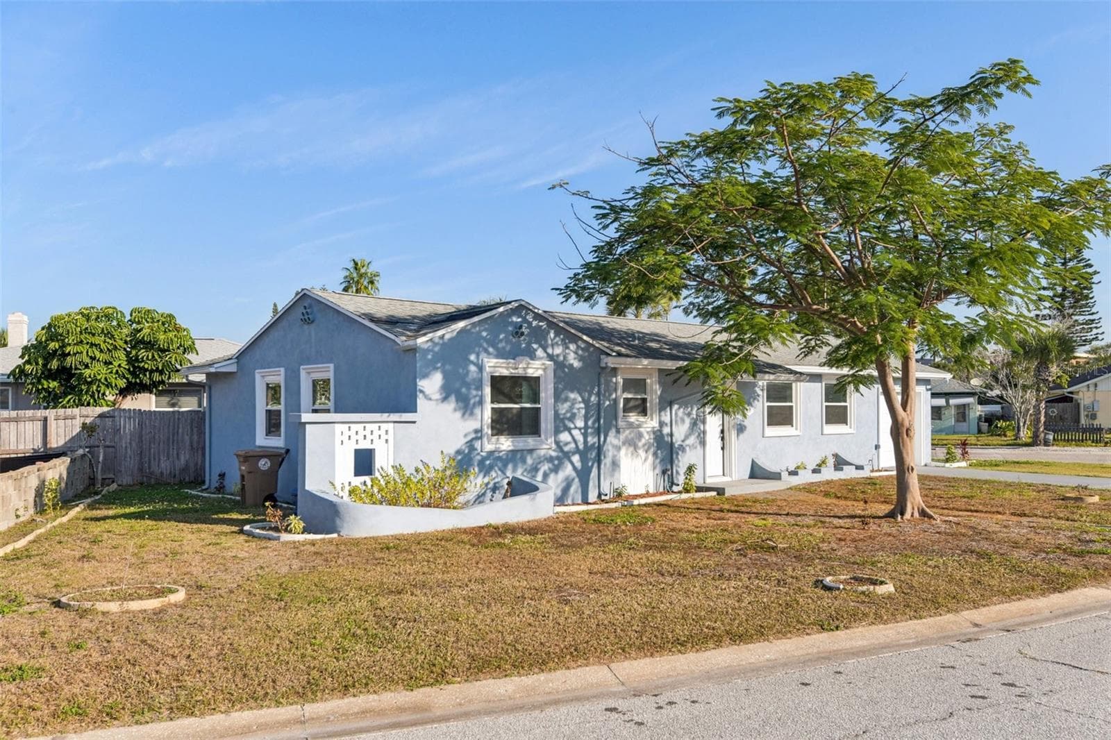 410 Virginia Ave photo 3
