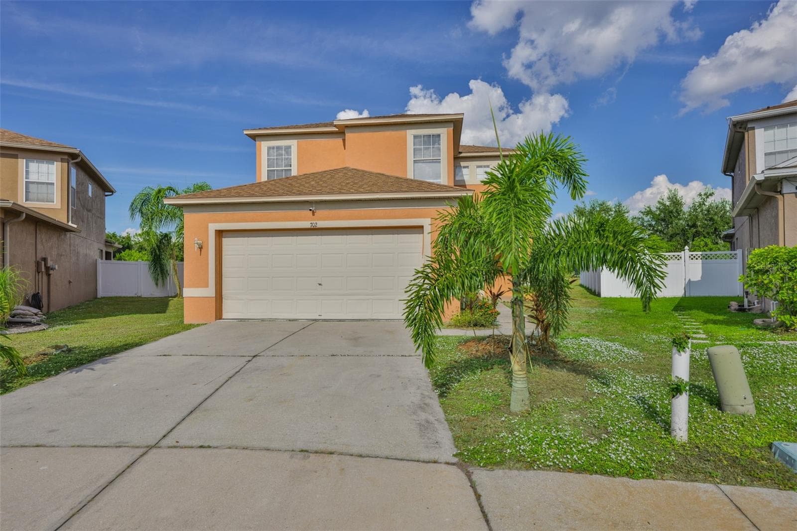 702 Cristelle Jean Dr photo 5