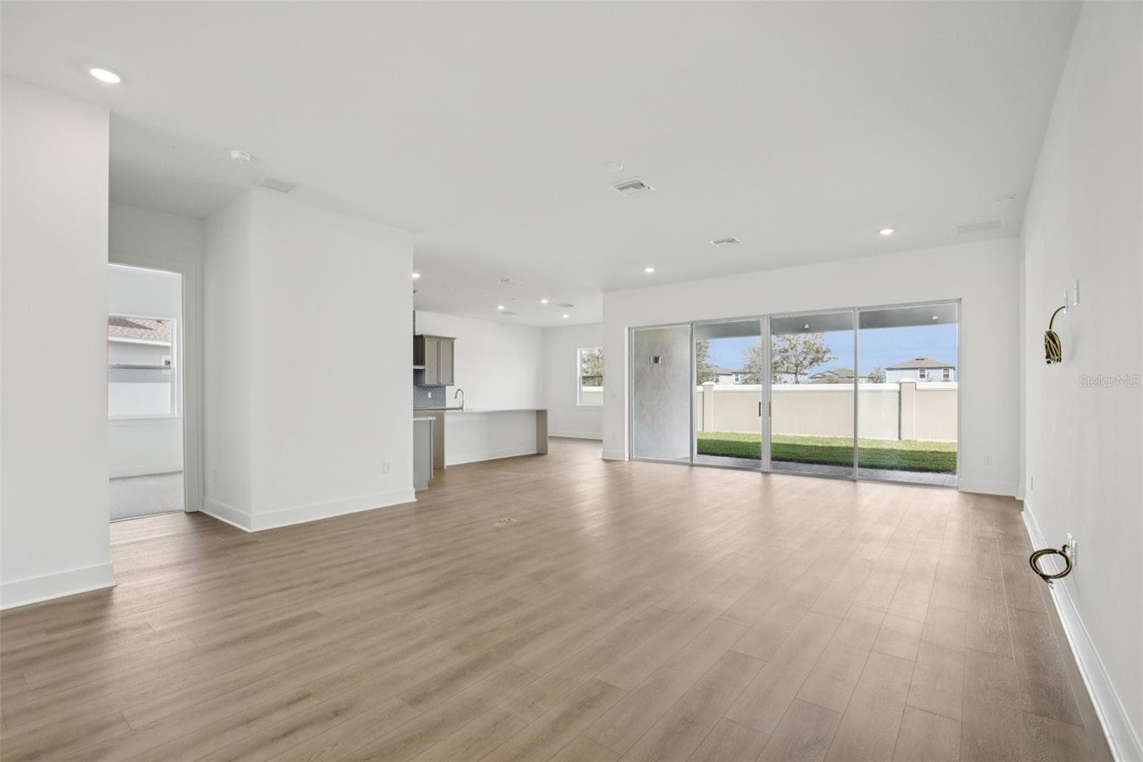 8218 Golden Beach CT photo 5
