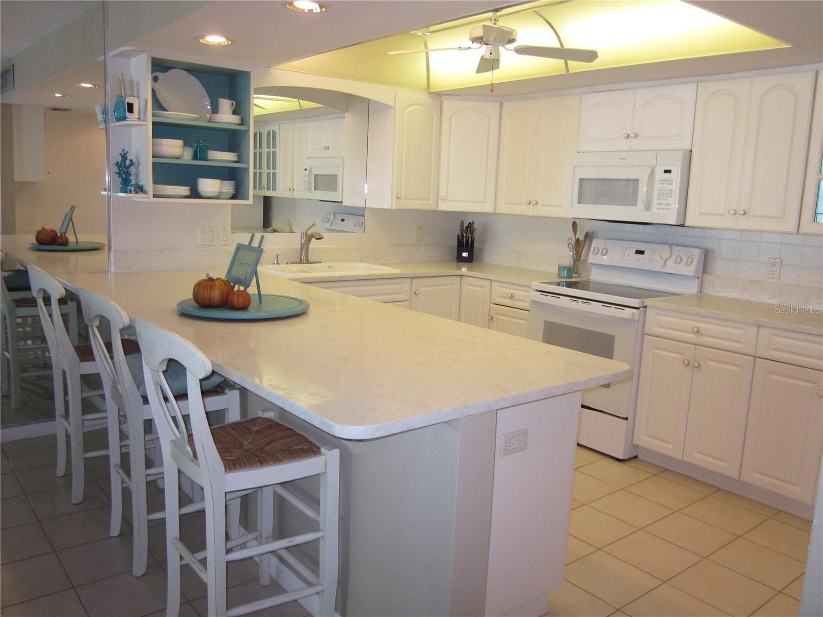 1400 Gulf Blvd #608 photo 5