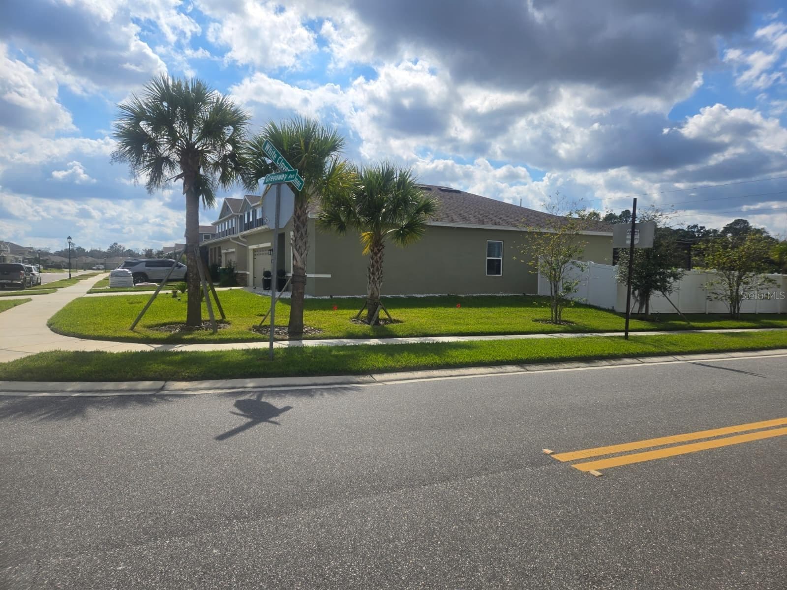 8052 Greenway Ave photo 4