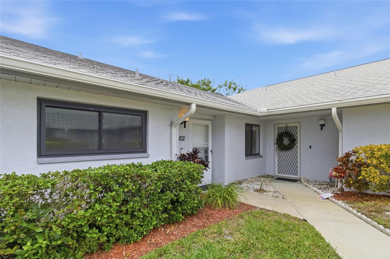 2701 Countryside Blvd #102