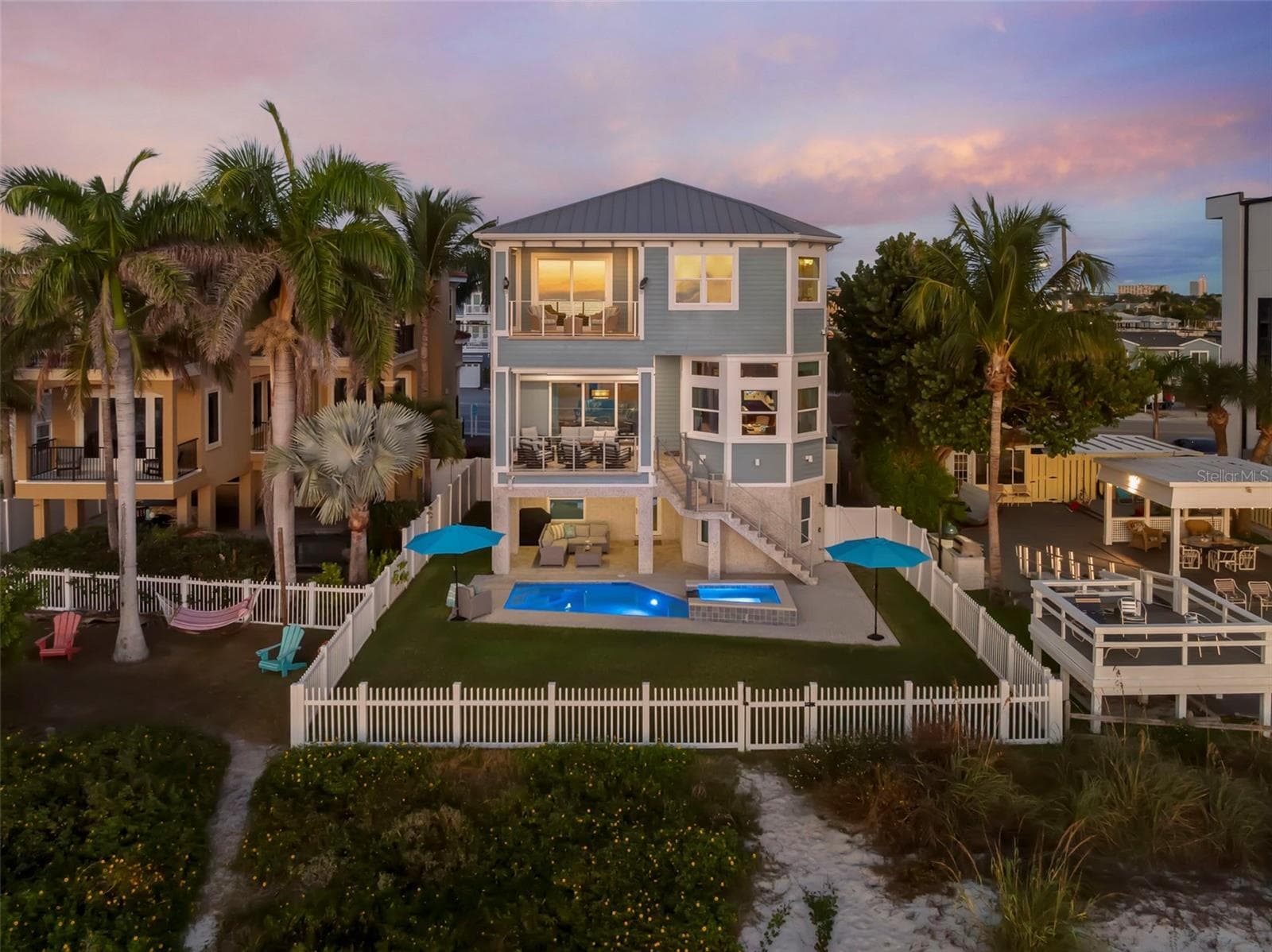 10042 Gulf Blvd photo 3