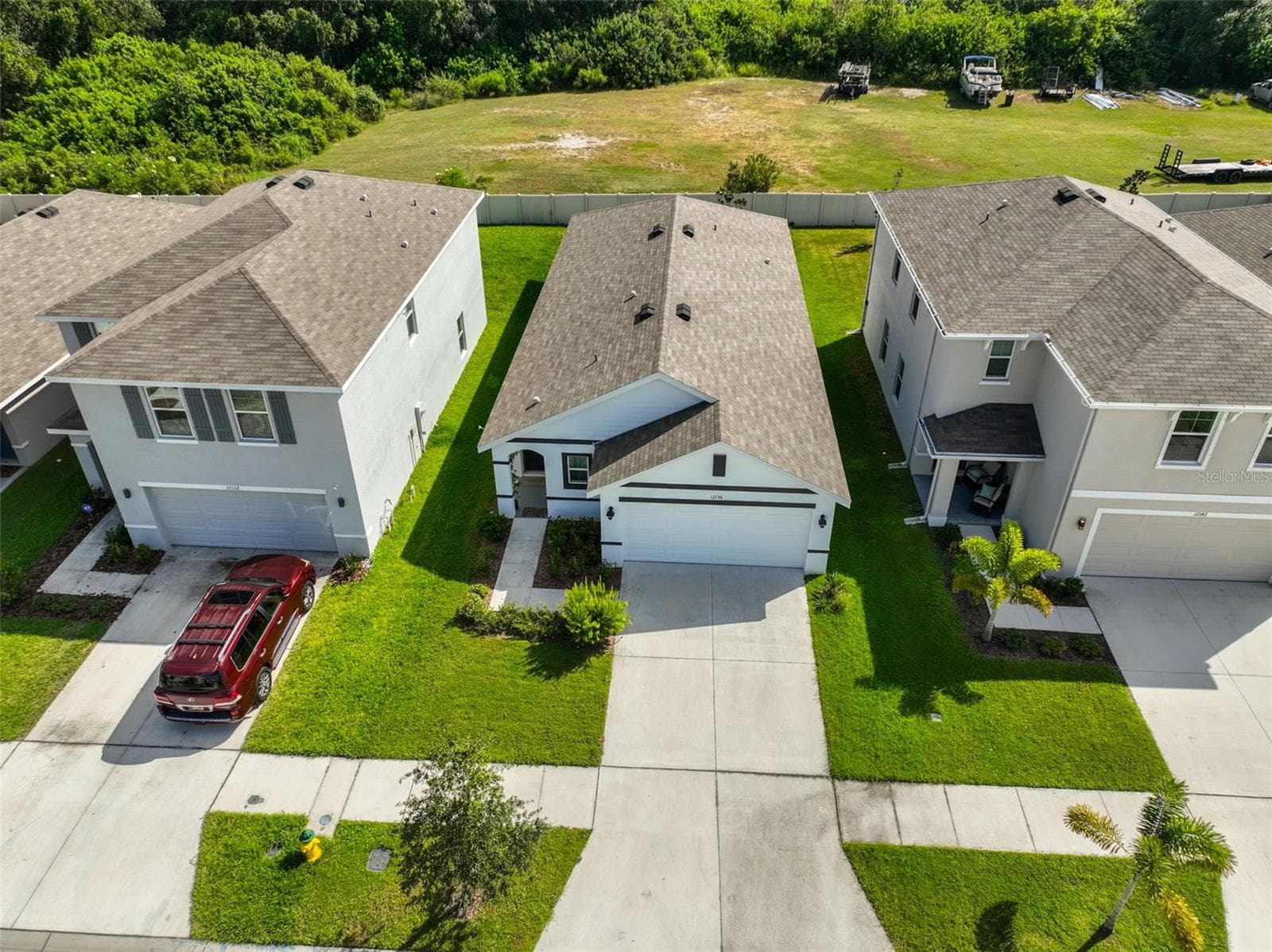 12136 Lily Magnolia Ln photo 4