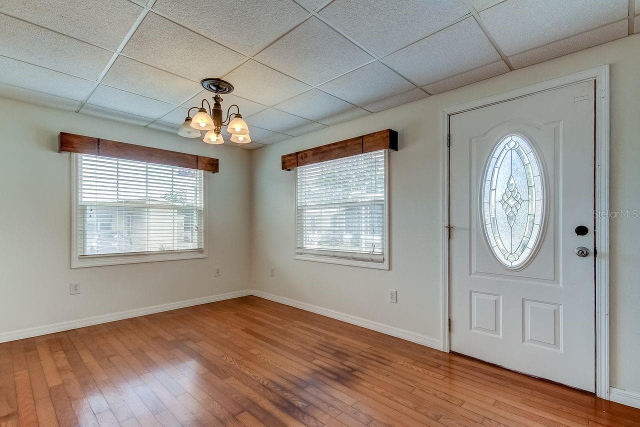 278 Pelican Dr N photo 3