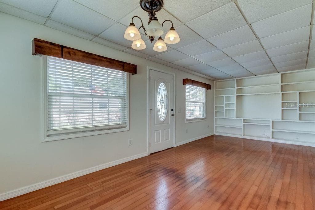 278 Pelican Dr N photo 4