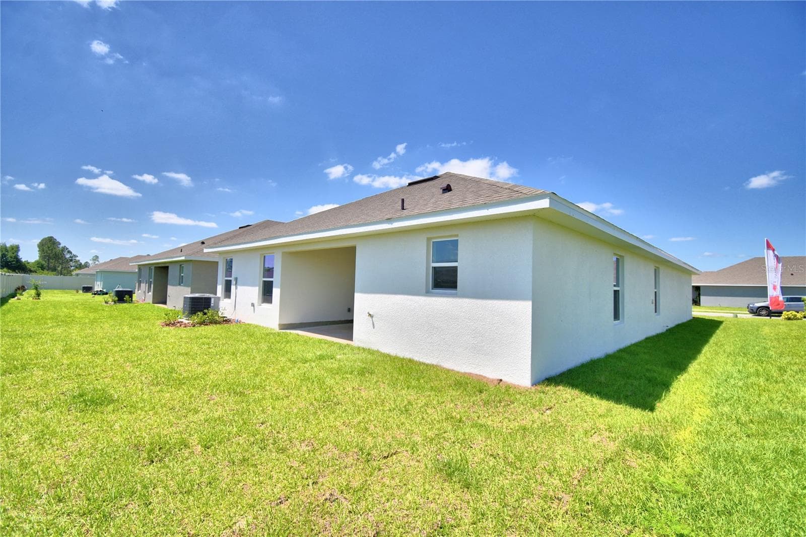 4422 Juneberry Dr photo 3
