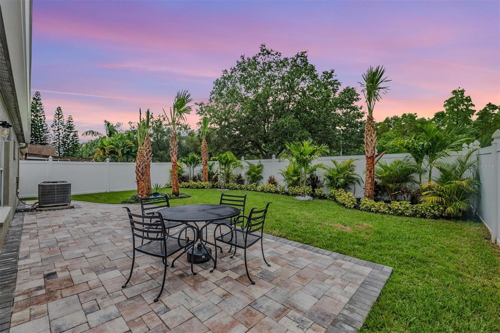 4208 Pine Isle Dr