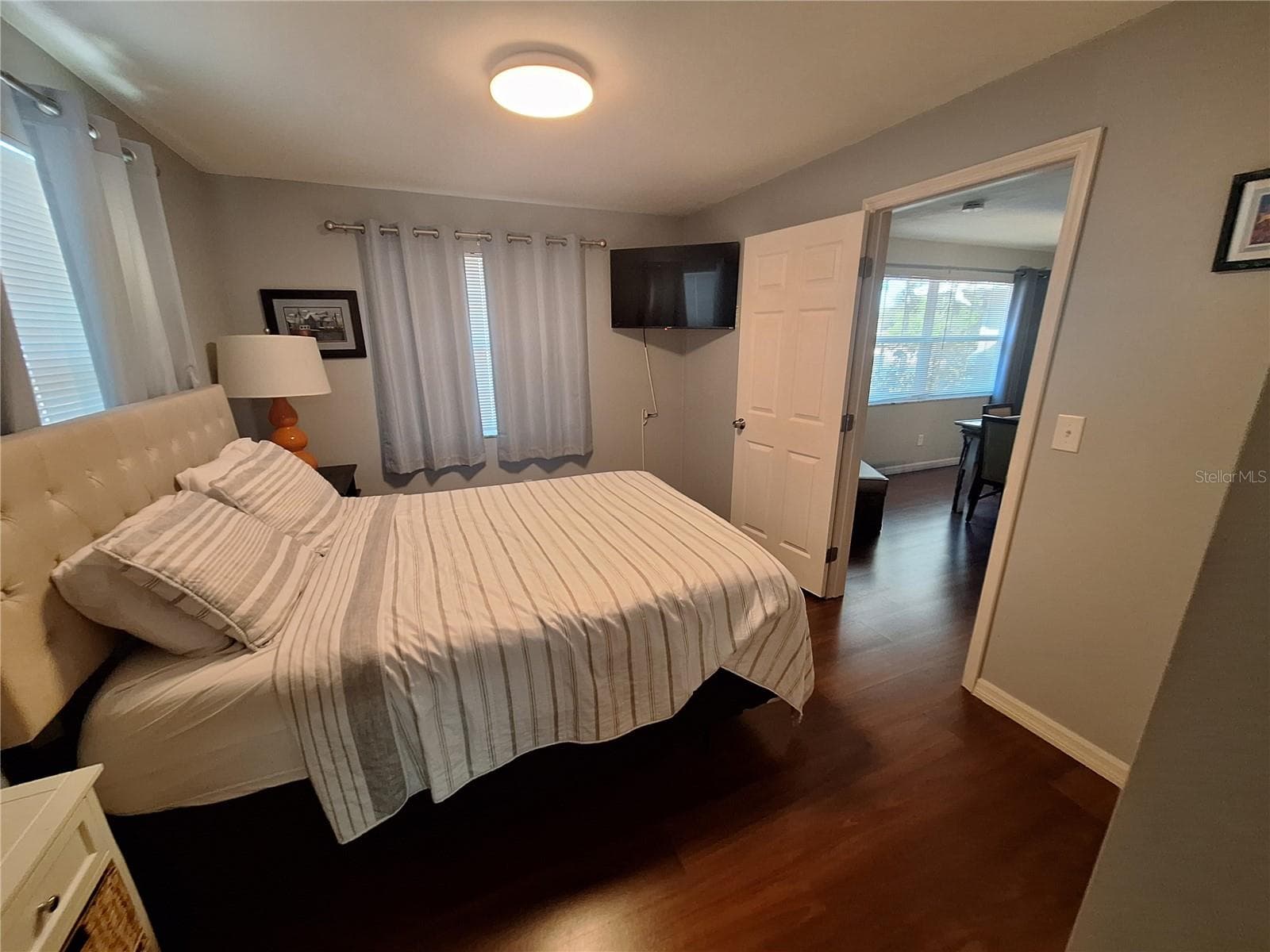 505 N Highland Ave photo 4