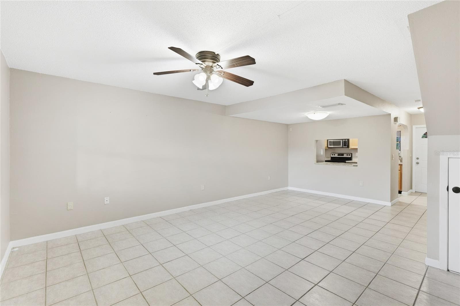 3365 Ramblewood Dr N #35C8 photo 4