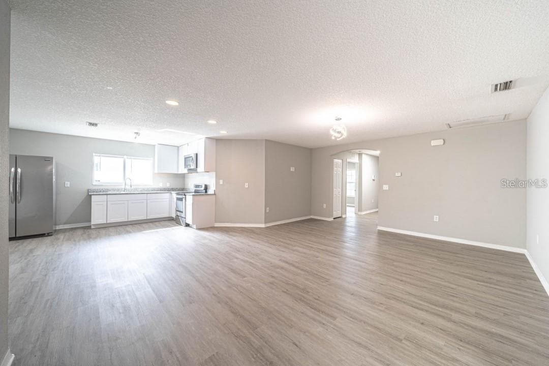 2025 Peaceful Palm St