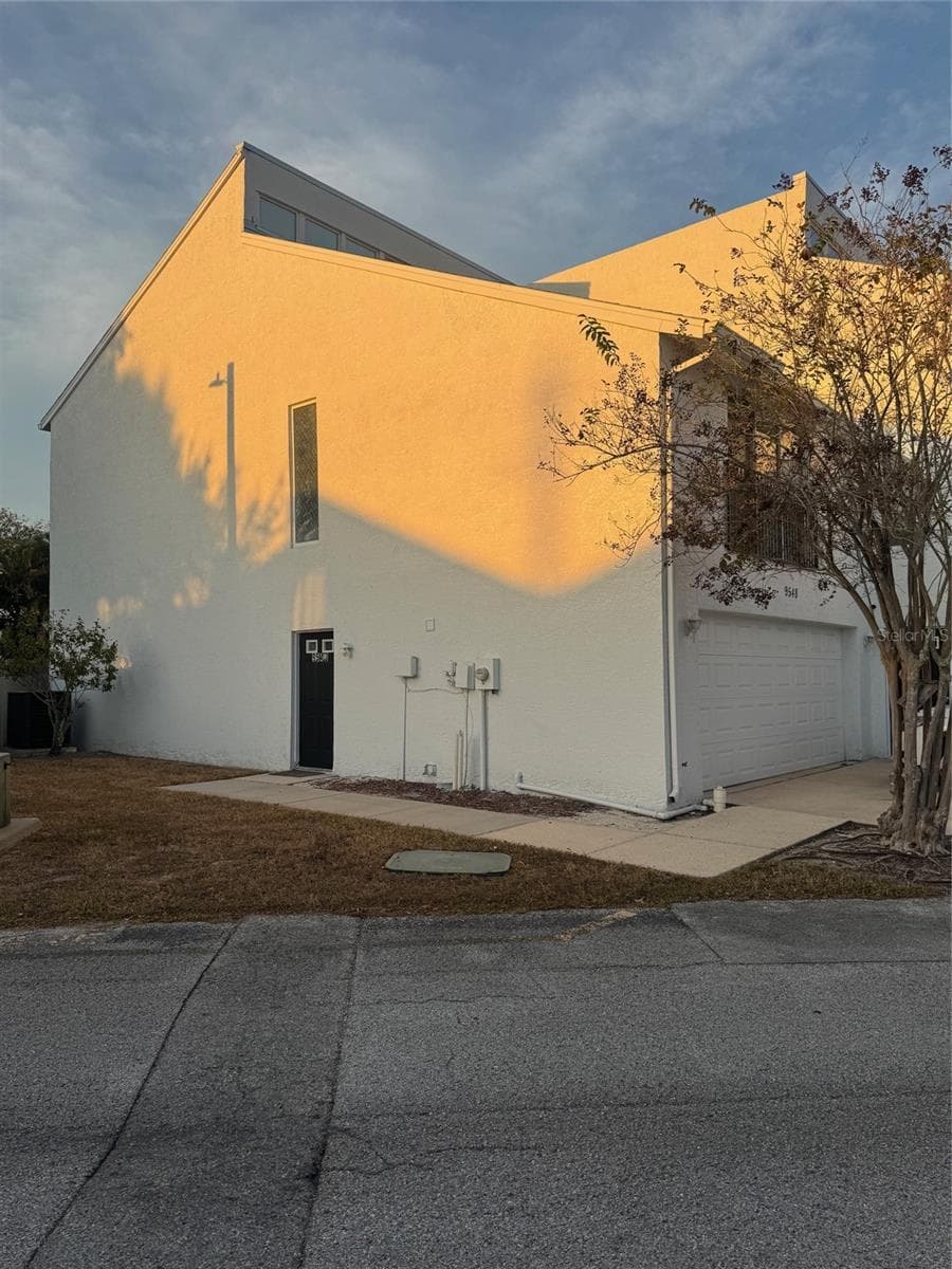 9548 Orange Valley CT