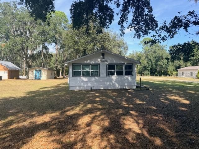 725 W Socrum Loop Rd photo 3