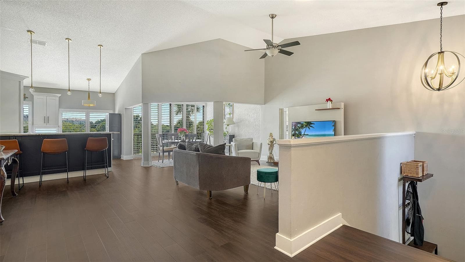 5260 Heron Way #202 photo 4