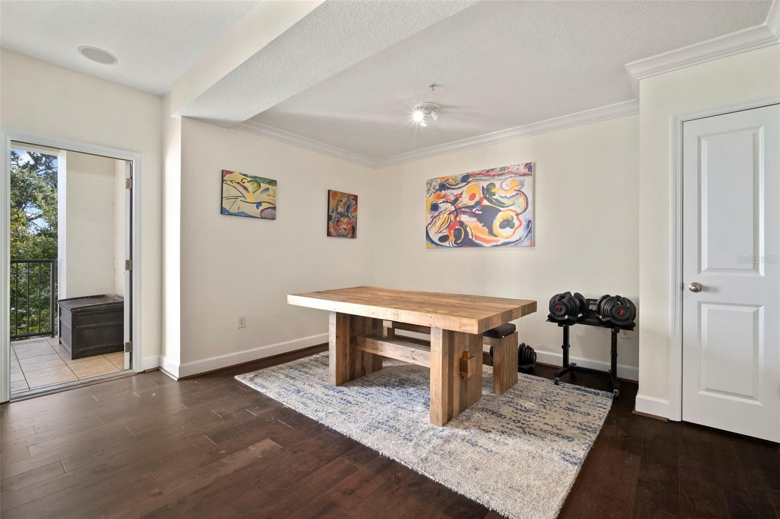 435 S Oregon Ave #305 photo 5