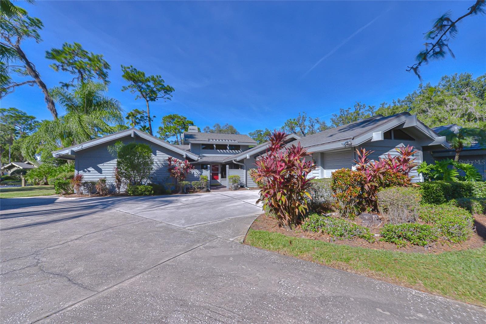 5355 Cobblestone CT