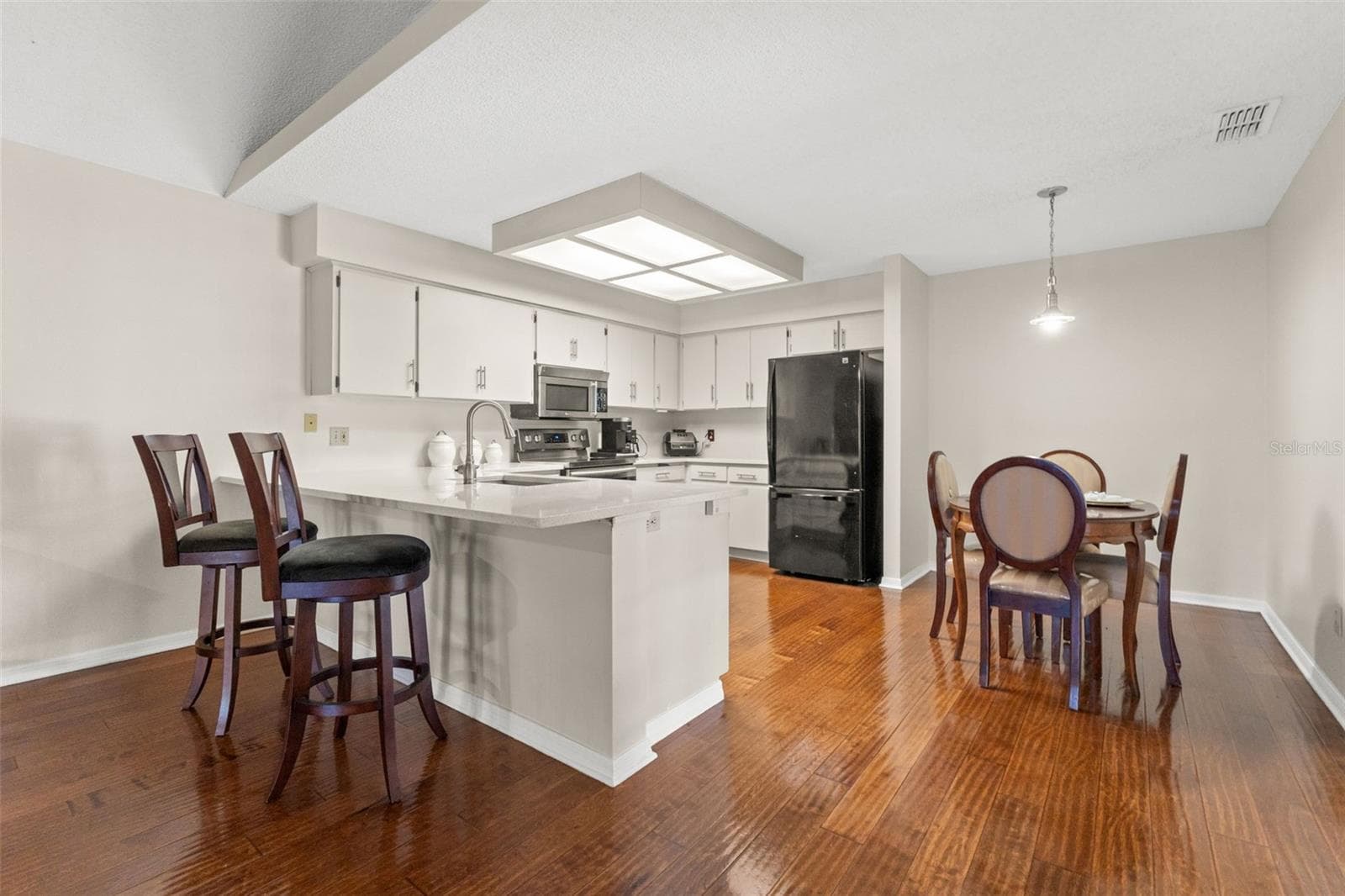 23315 Club Villas Dr photo 3