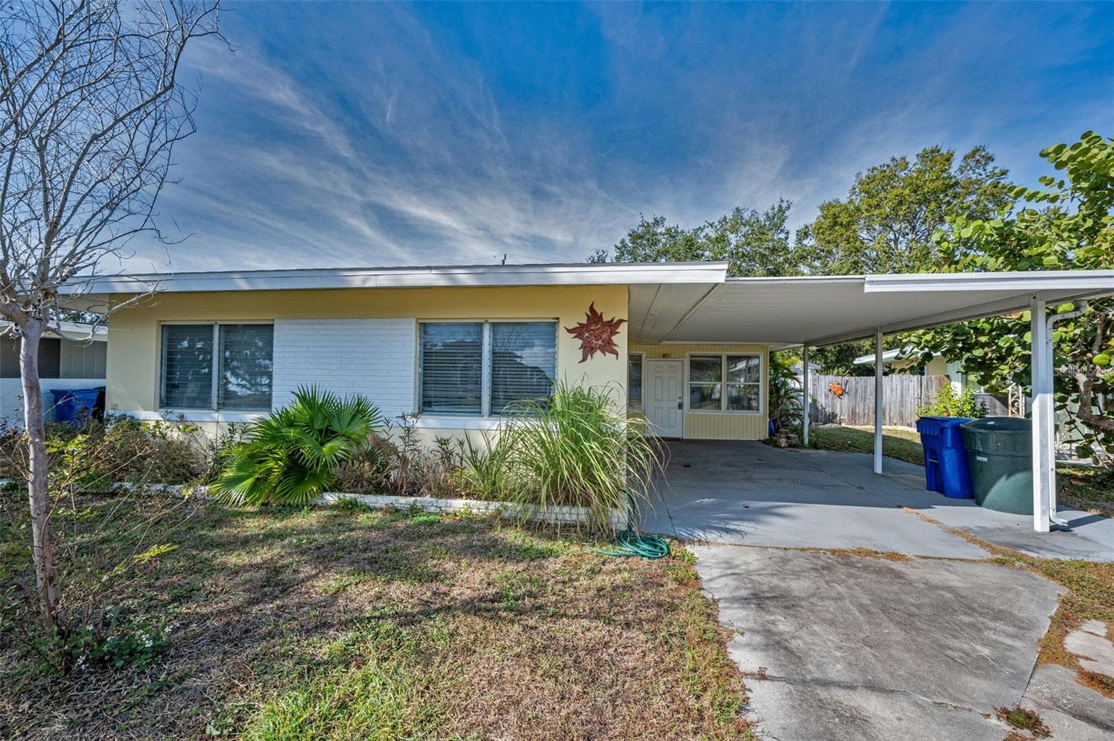 2476 Coronado Way photo 3