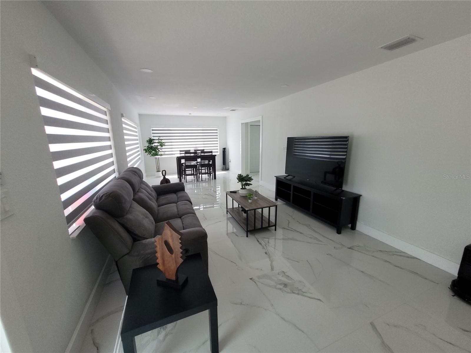 105 Forest Park Ave photo 4