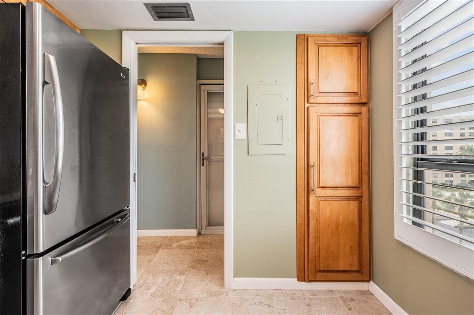 2620 Cove Cay Dr #601 photo 5