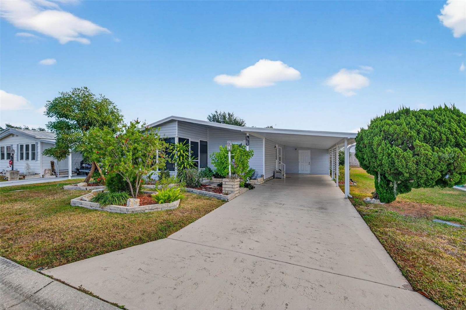 3904 William Hume Dr