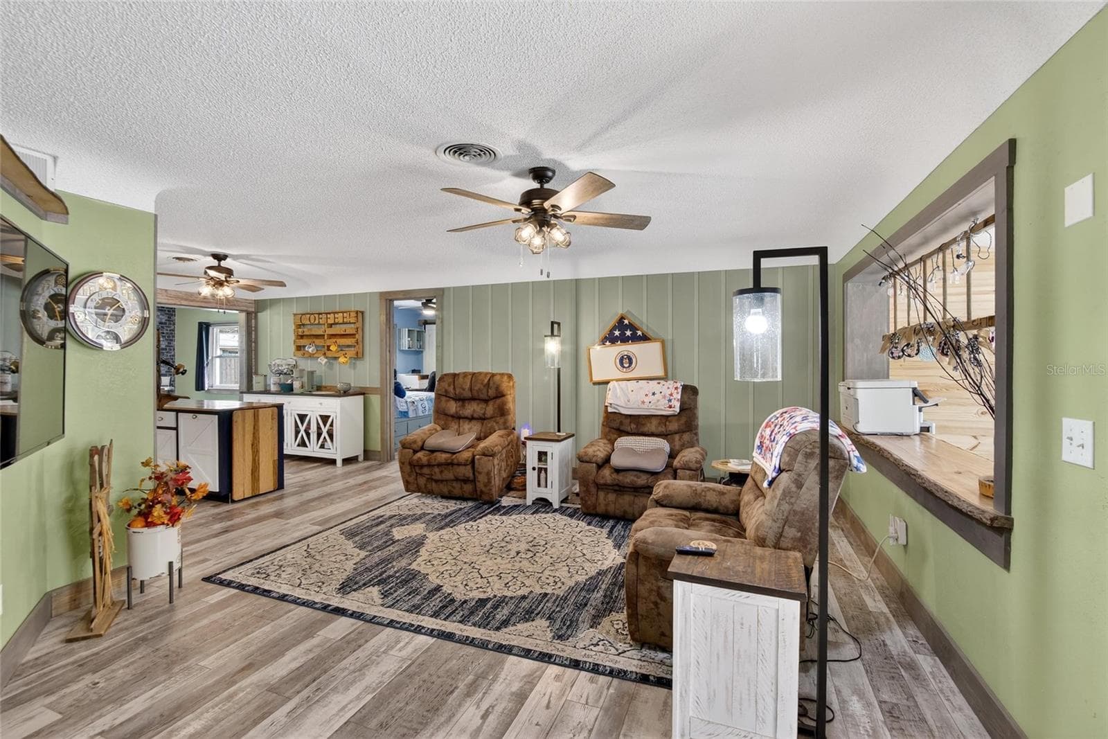 5 N Keystone Dr