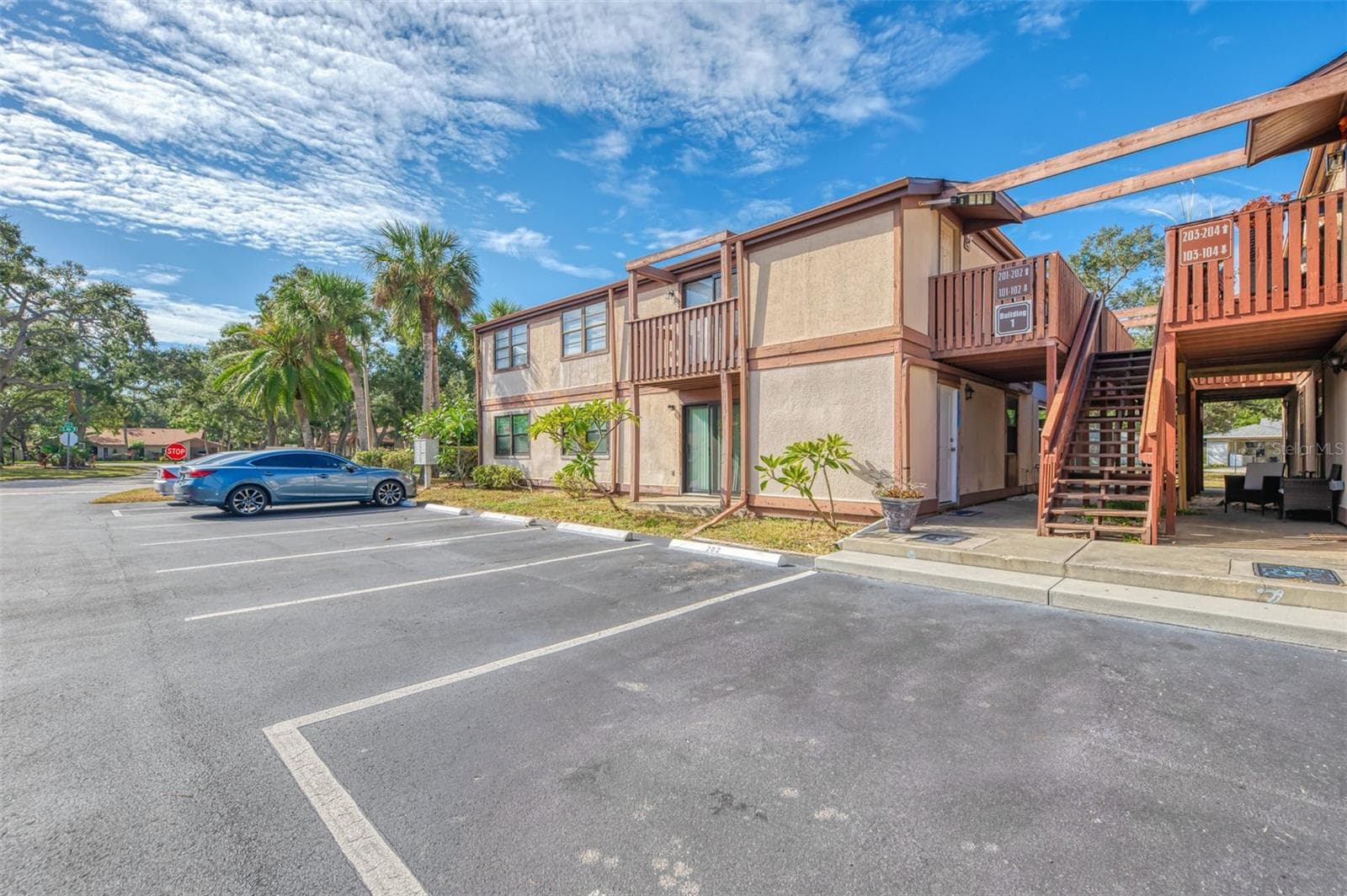 5026 Water Oak Dr #102 photo 3