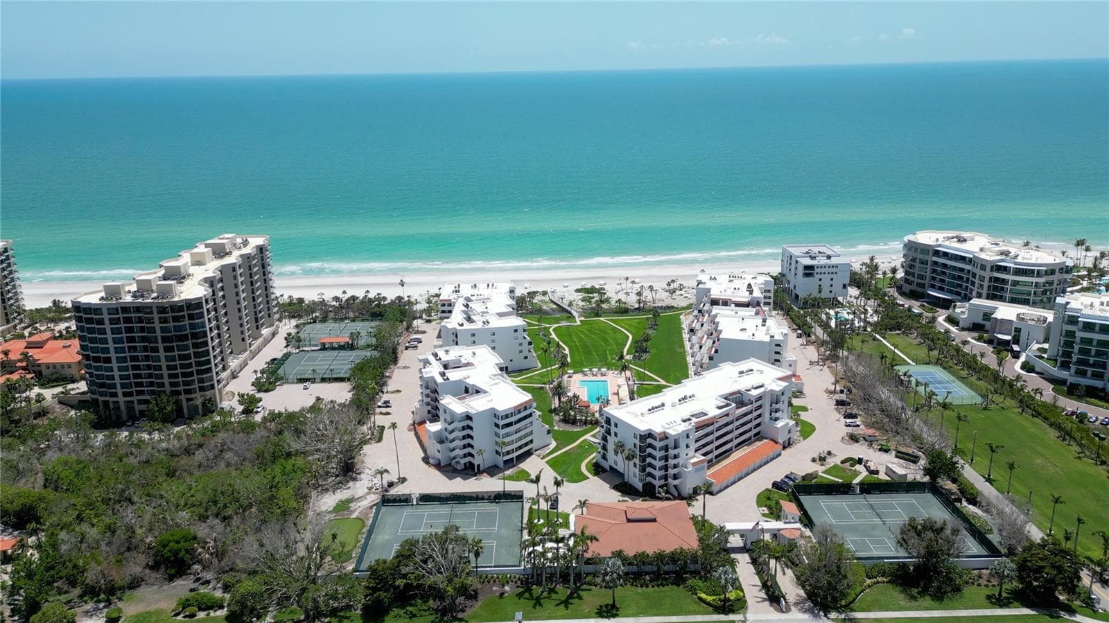 1425 Gulf Of Mexico Dr #408 photo 4