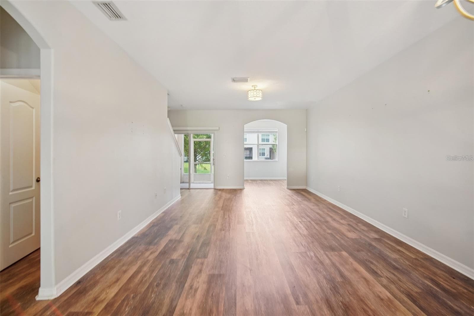 30352 Elderwood Dr photo 5