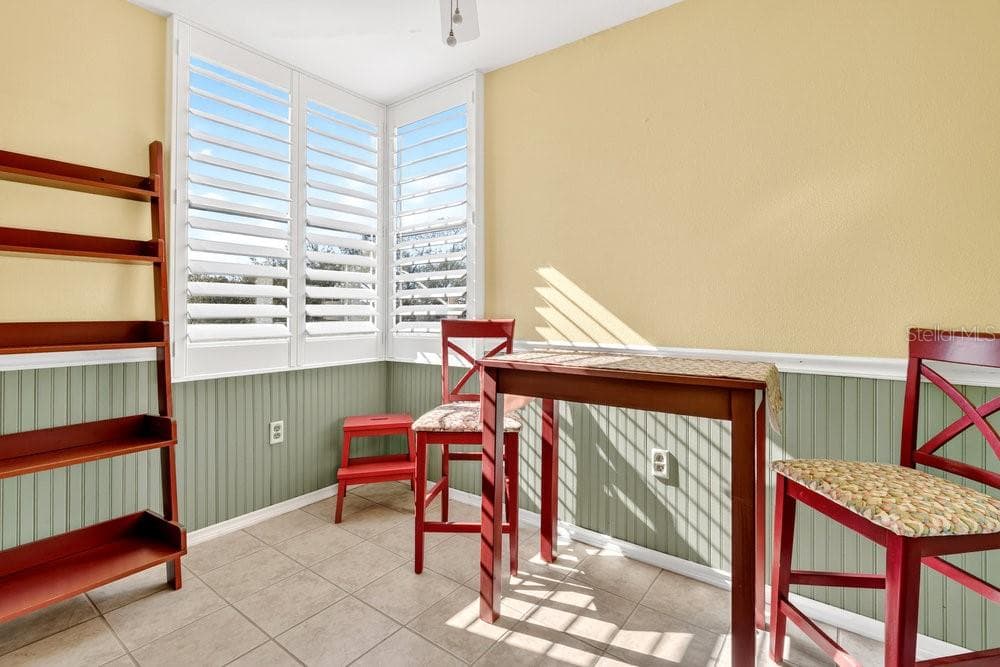 1328 Pasadena Ave S #308 photo 3