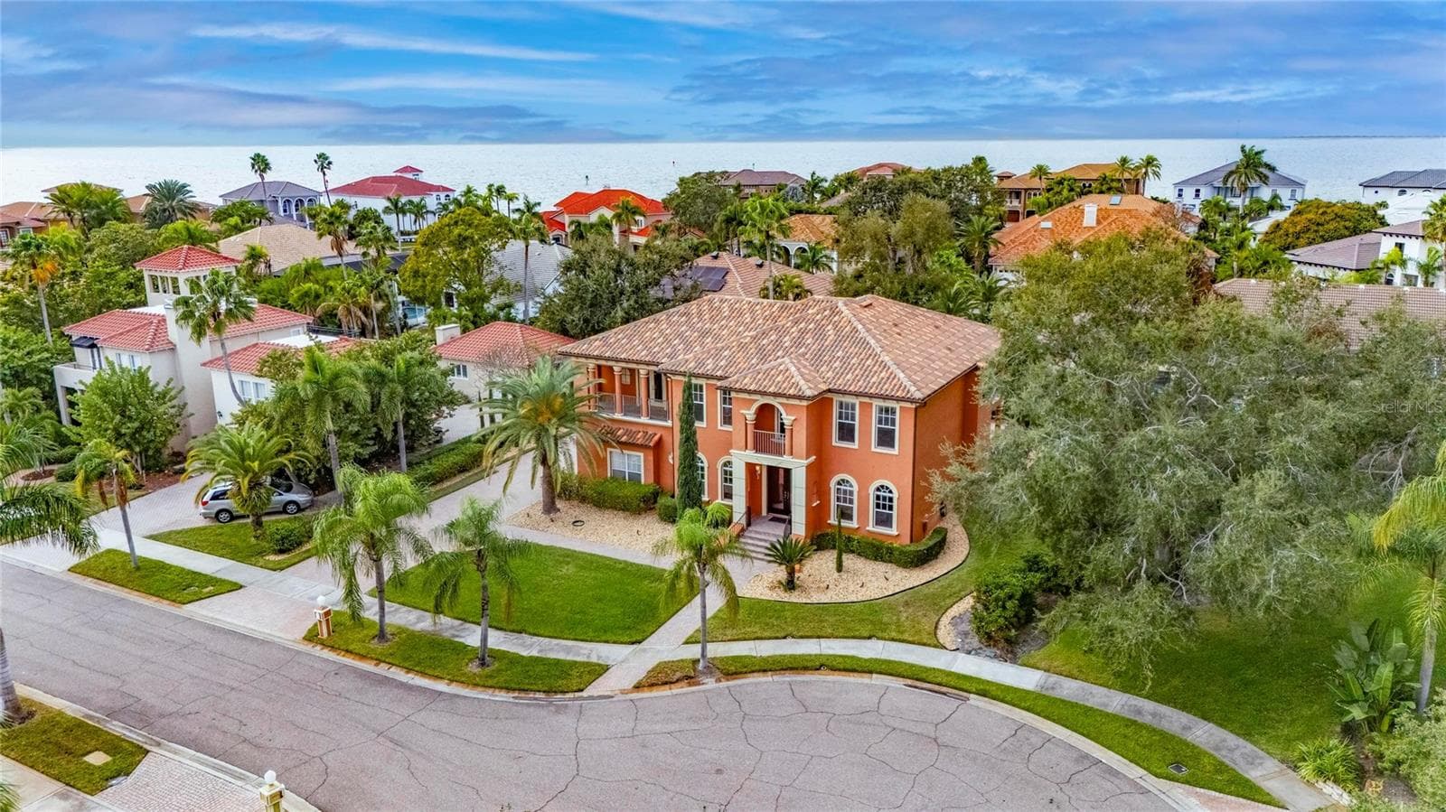 5910 LA Rosa Ln photo 5