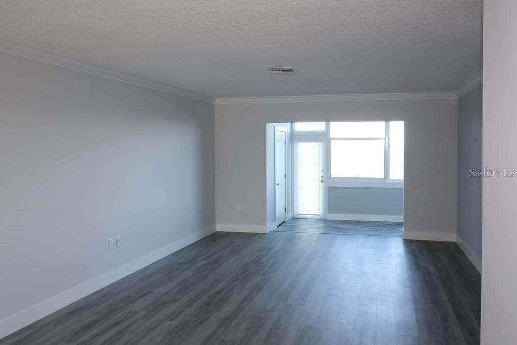 5 Gateshead Dr #107 photo 5