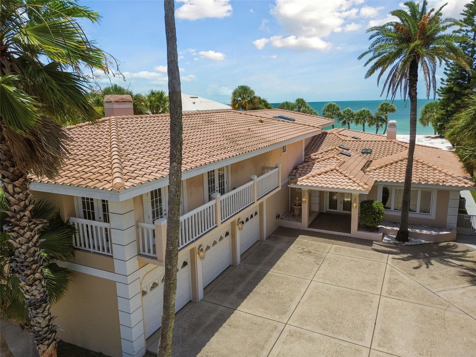 1520 Gulf Blvd