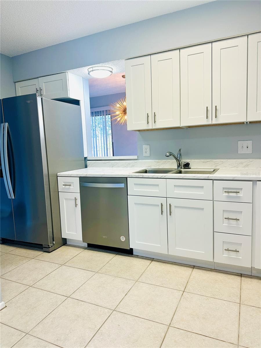 2200 Bahia Vista St #B3 photo 5