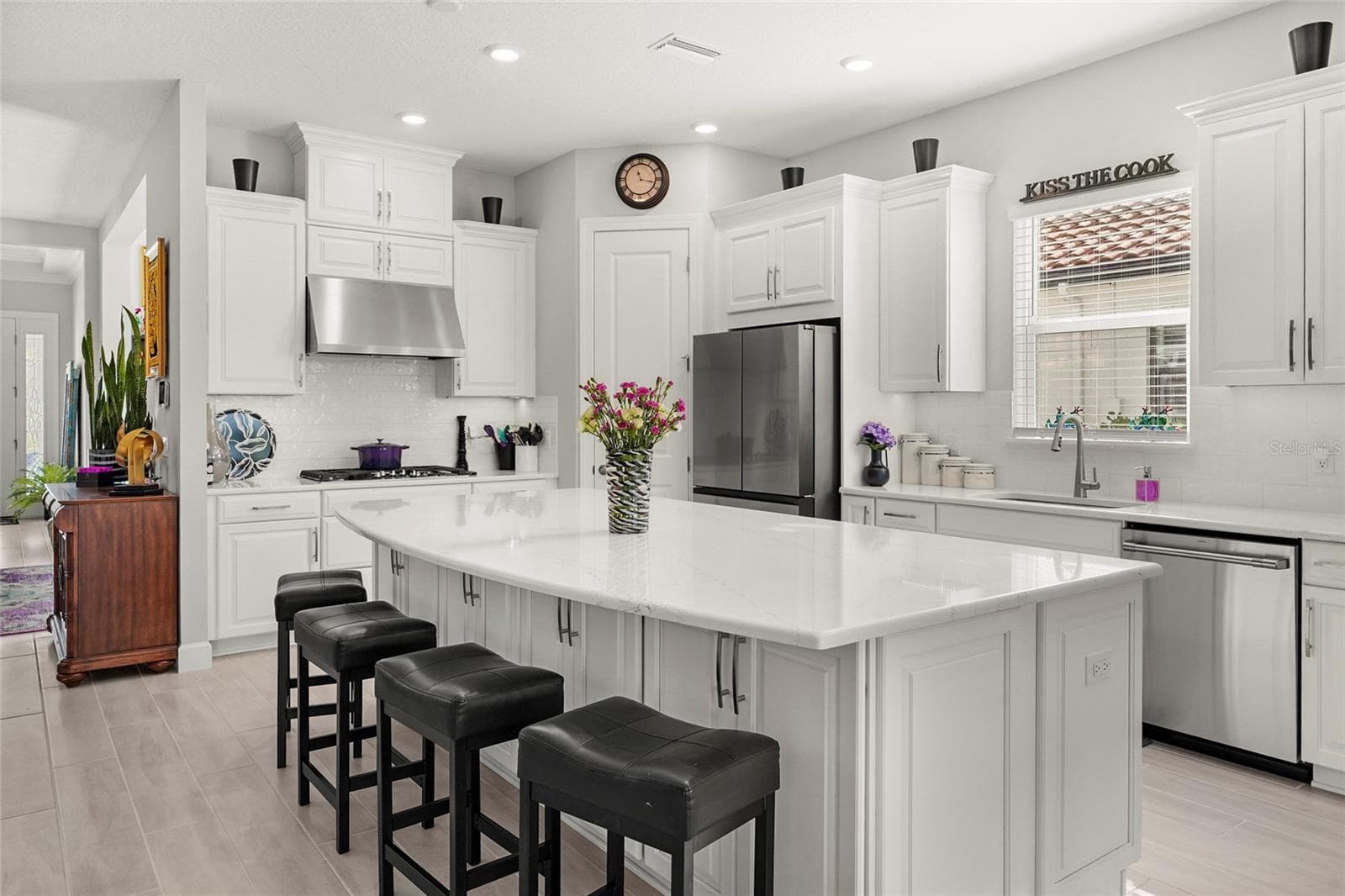 6145 Grandview Hill CT