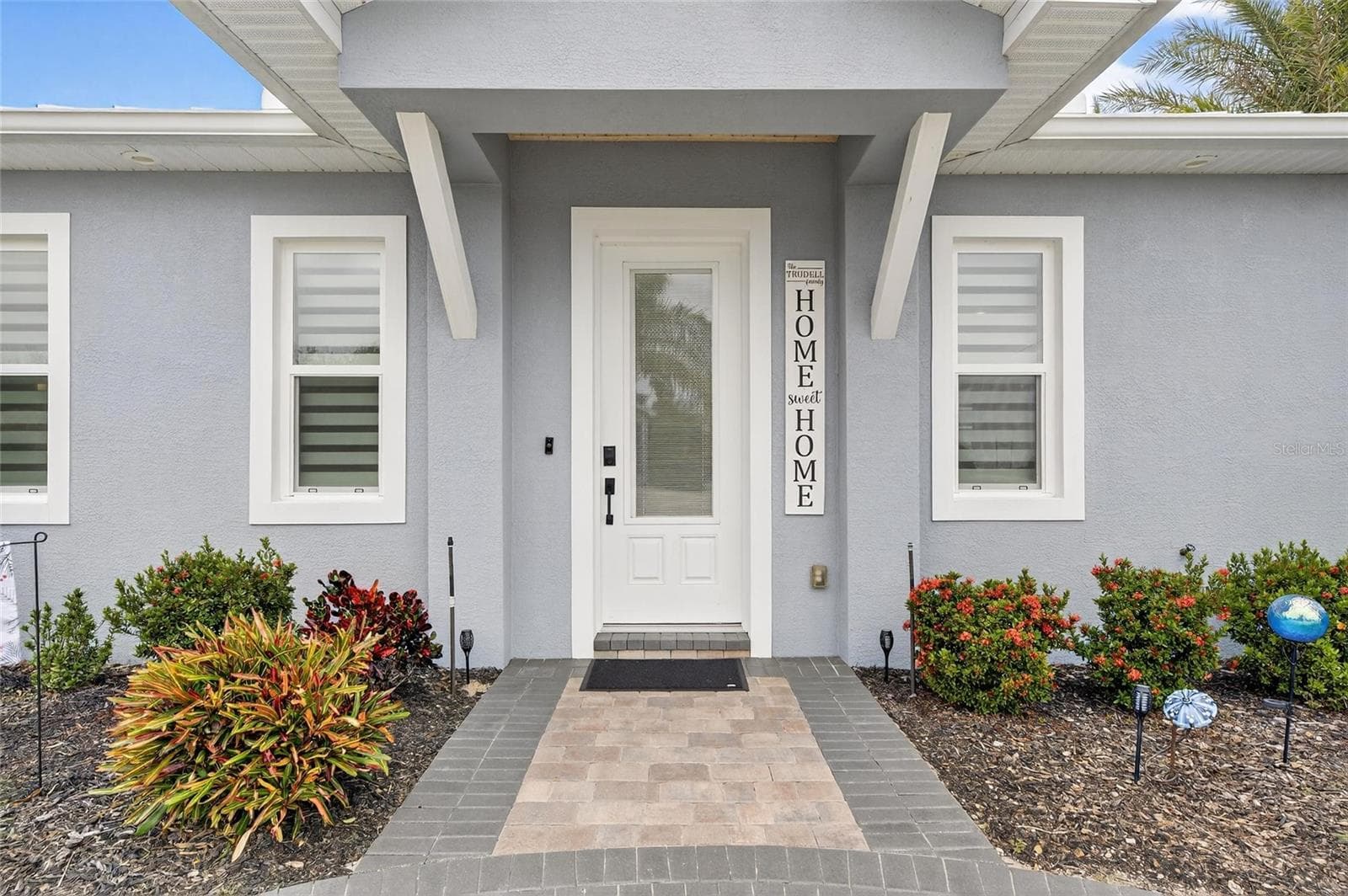 3287 Red Tail Hawk Dr photo 4