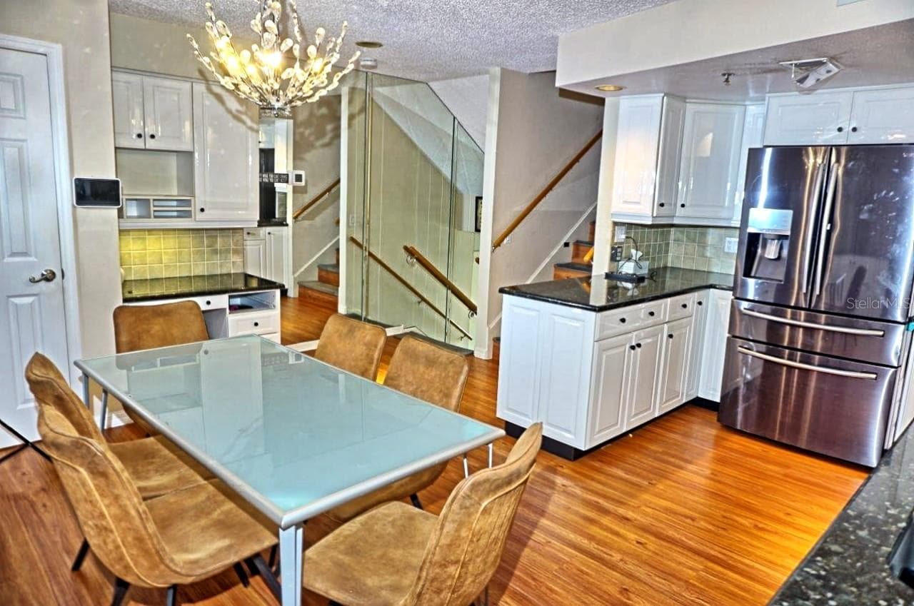 2051 Vista Del Sol Cir #201