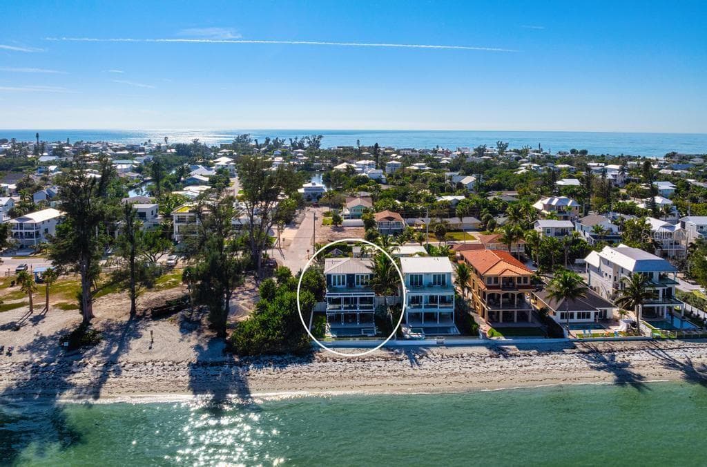 915 N Shore Dr photo 3