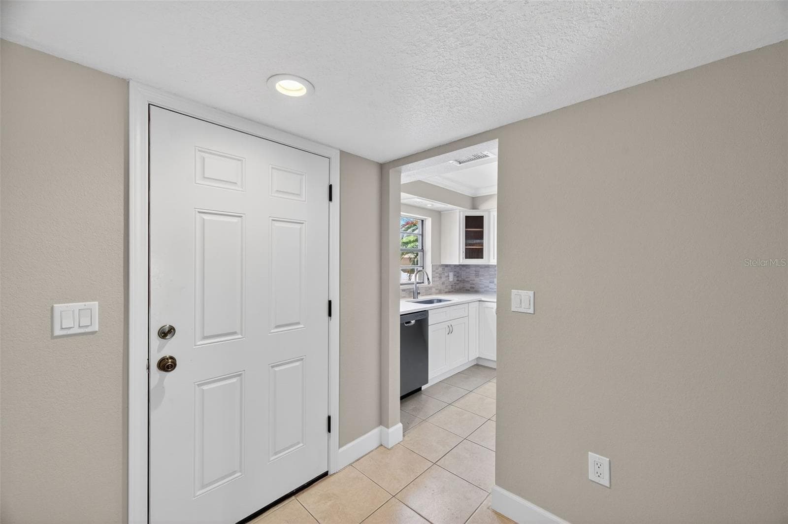 13601 Frigate CT #106M photo 5