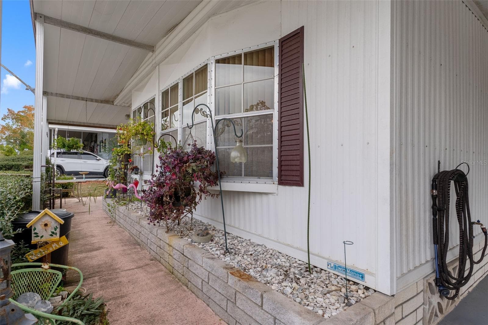 12118 Fairway Ave photo 5
