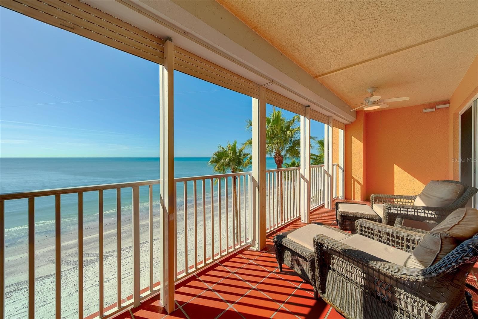 16450 Gulf Blvd #565 photo 5