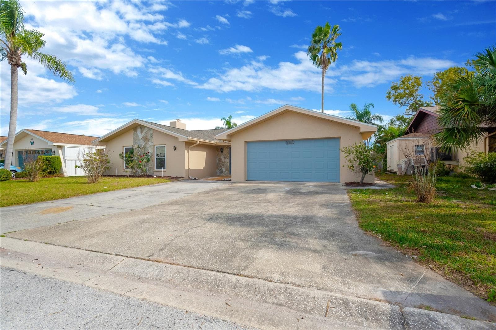 9840 San Sebastian Way photo 3