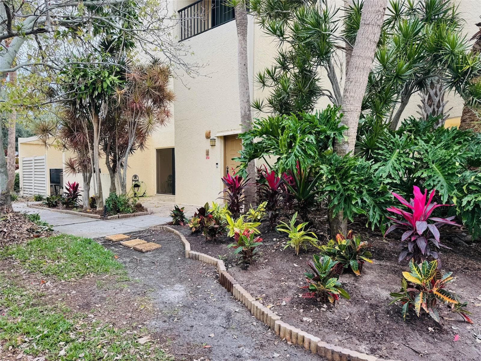 7550 Sunshine Skyway Ln S #P12 photo 5