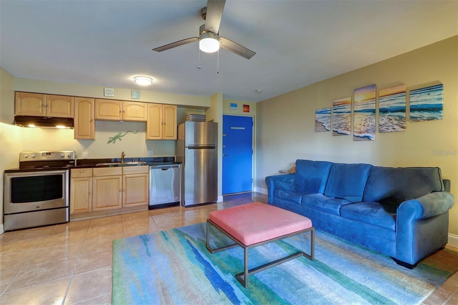 4215 E Bay Dr #1702B photo 3