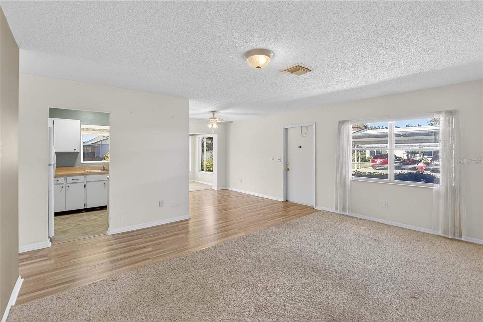 2345 Glenmore Cir #0 photo 4