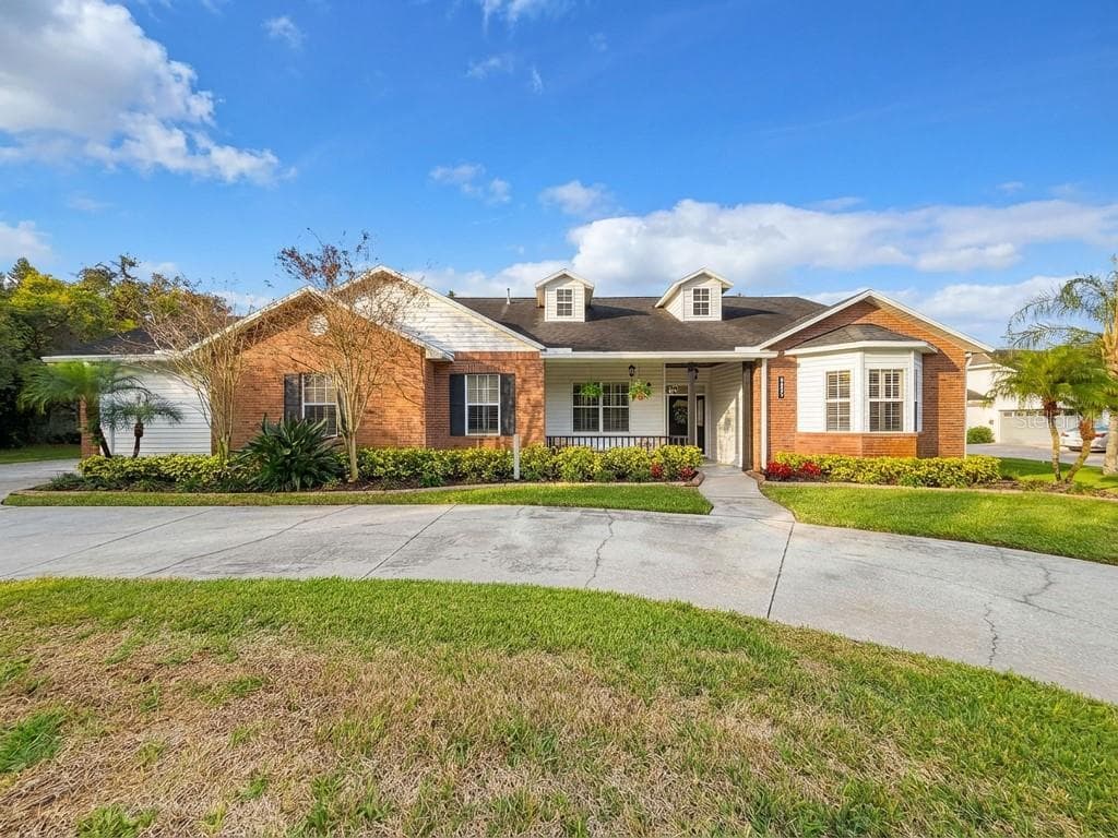 8805 Crosswood CT