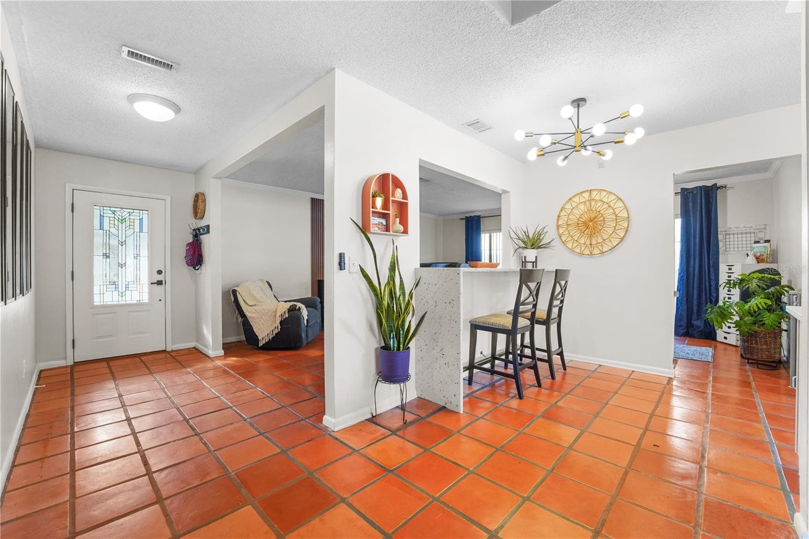 7523 Barry Rd photo 5